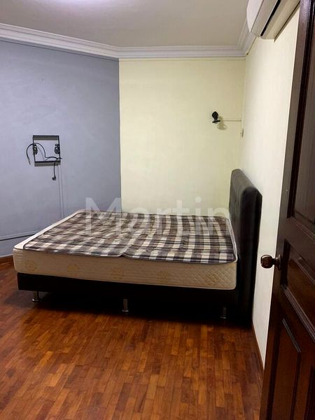 5 Room (5I) HDB for Rent in  81A Lorong 4 Toa Payoh - Image 1